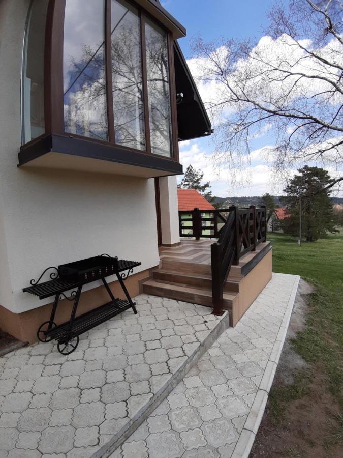 Maison Alana Villa Divčibare Esterno foto