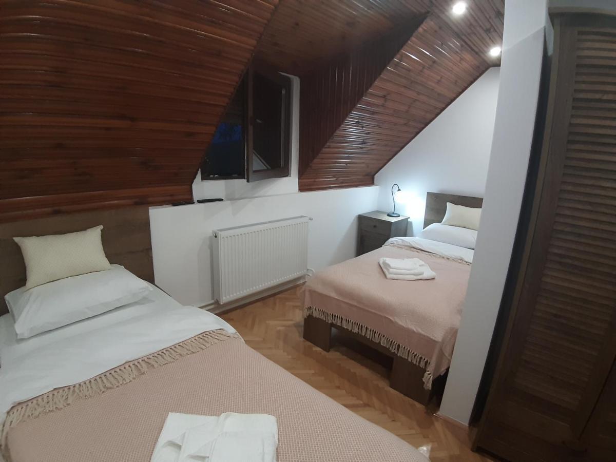 Maison Alana Villa Divčibare Esterno foto